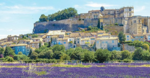 10 of the Most Romantic Places in France-Luberon 